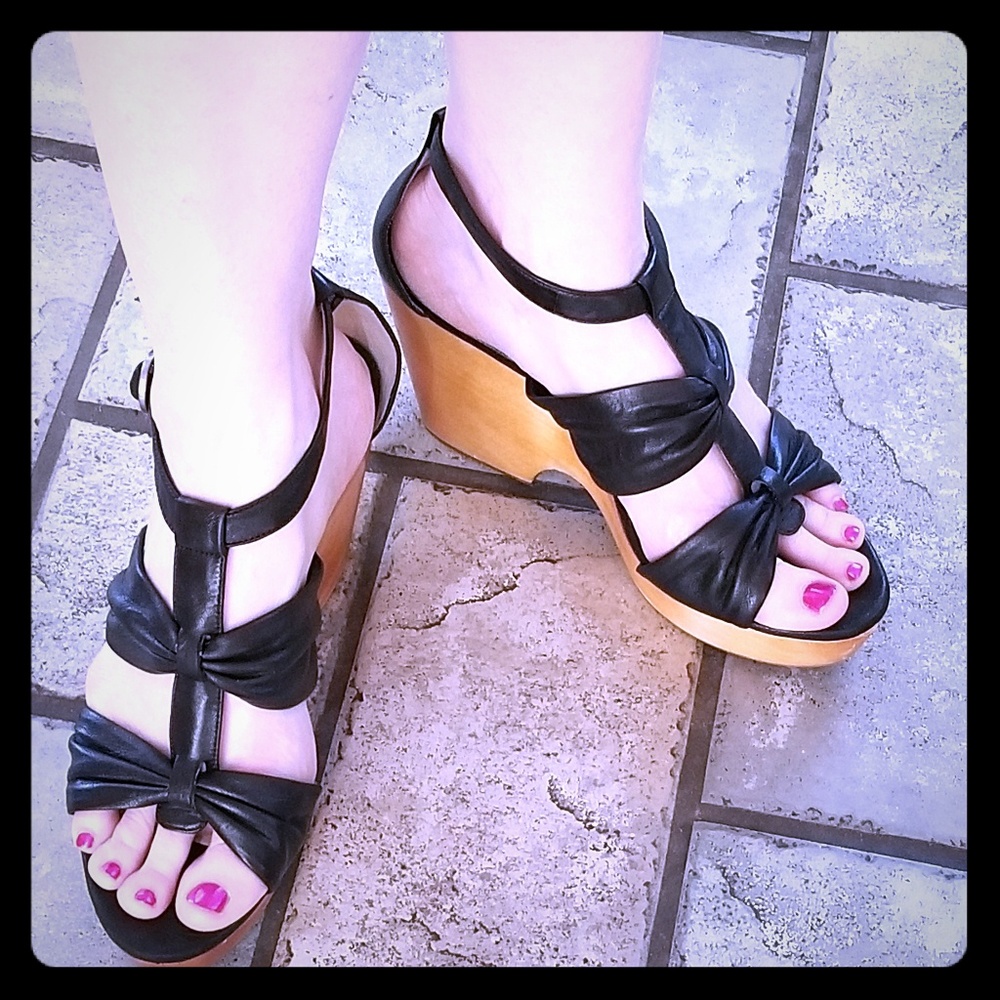 Coach Platform black leather Sandals